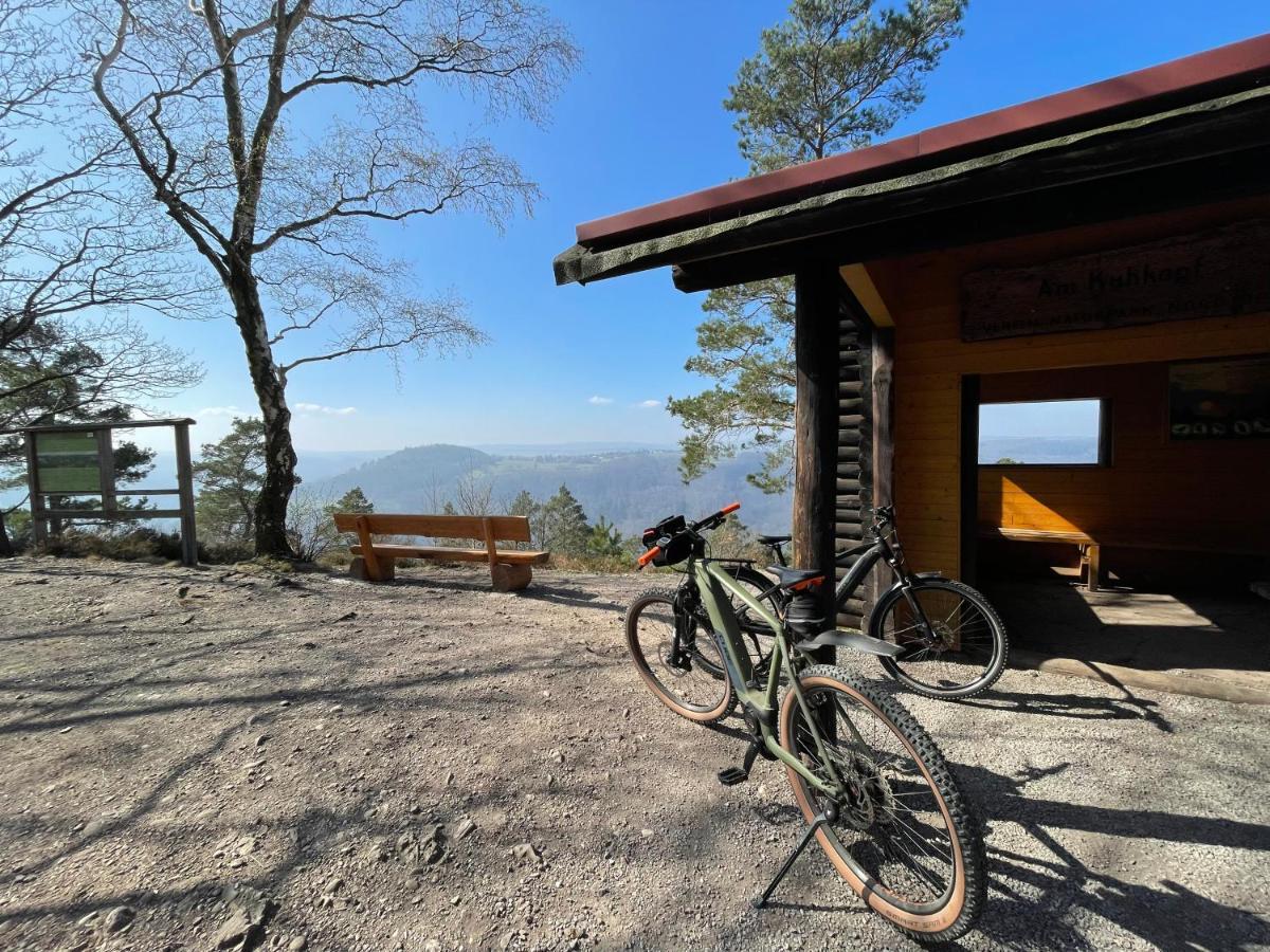 Gruene Oase Am Mausauel Nideggen Buitenkant foto